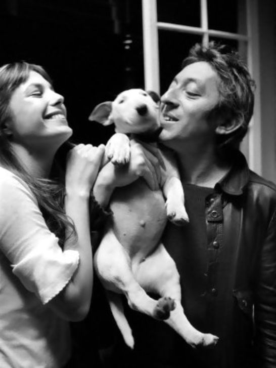 Jane Birkin & Serge Gainsbourg kissing their English Bull Terrier puppy