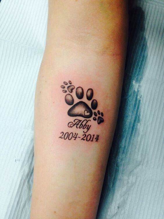 paw print with name 