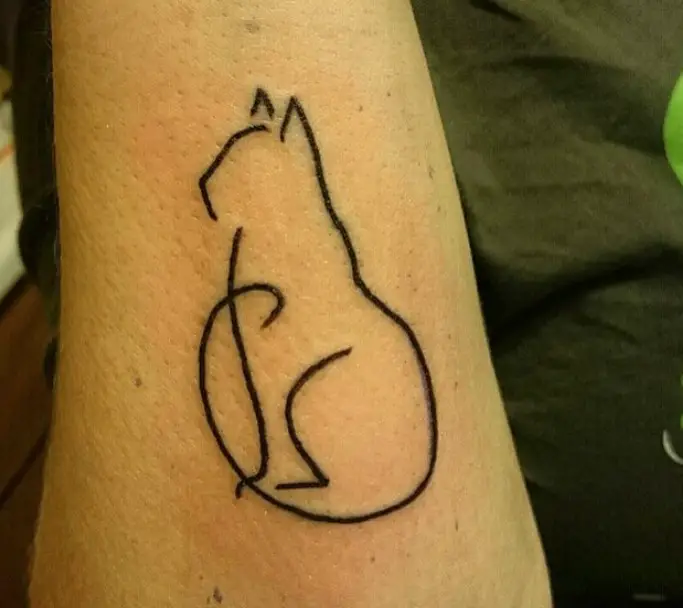 outline of a sitting cat tattoo