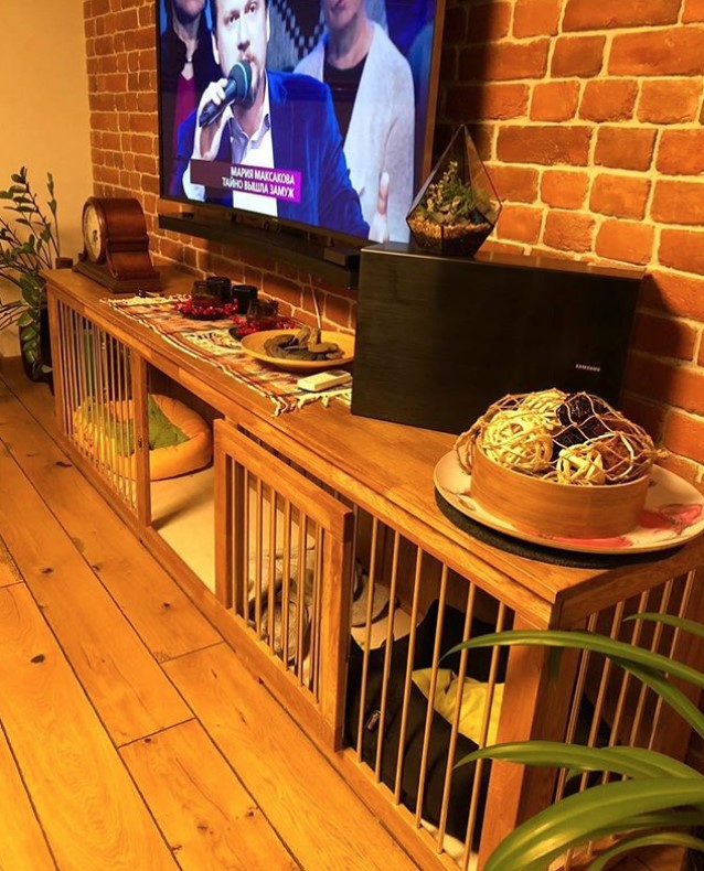 wooden dog crate as long table