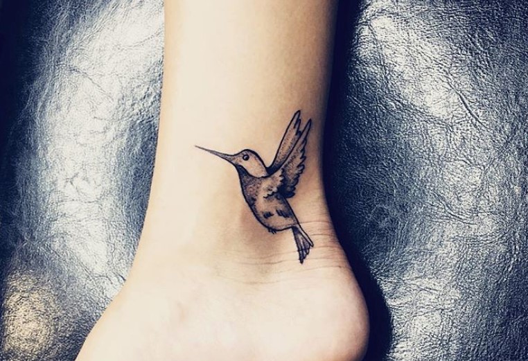 3D of Small Hummingbird Tattoo on the ankle