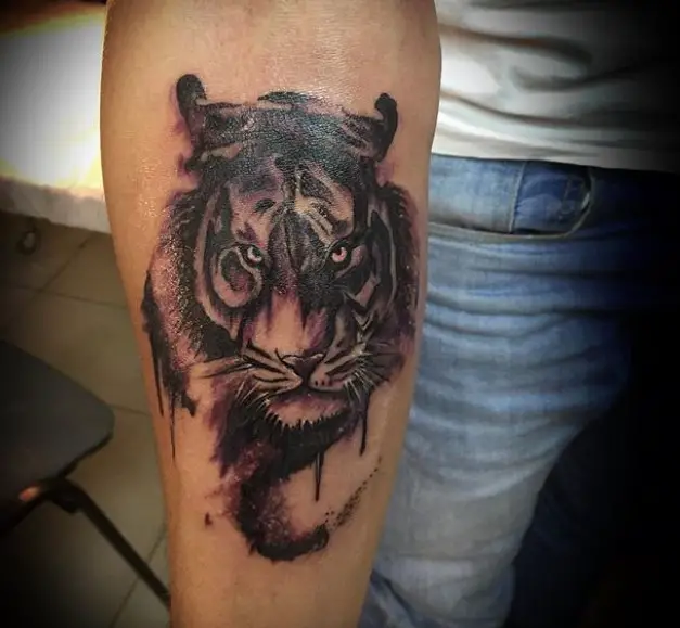 3D angry Tiger Tattoo on the forearm