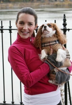 Kristin Davis with her Cavalier King Charles Spaniels