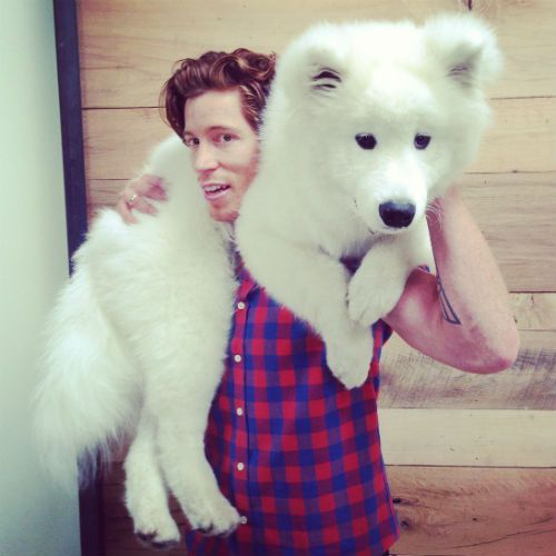 Shaun White with his Samoyed Dog over his shoulder
