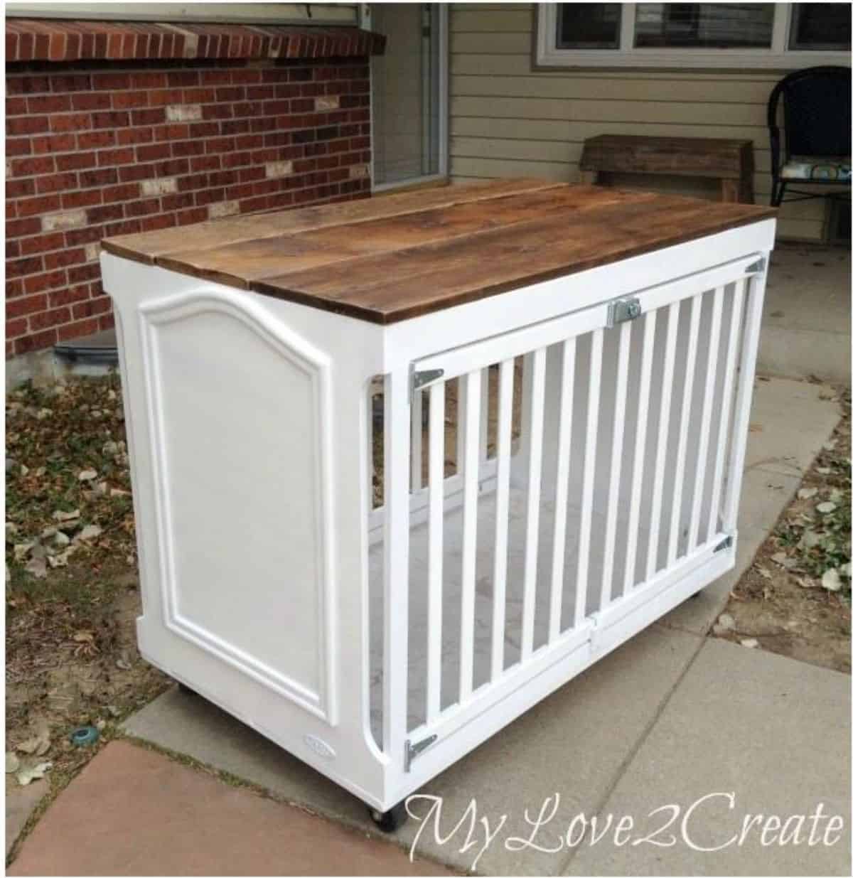 DIY dog crate from crib