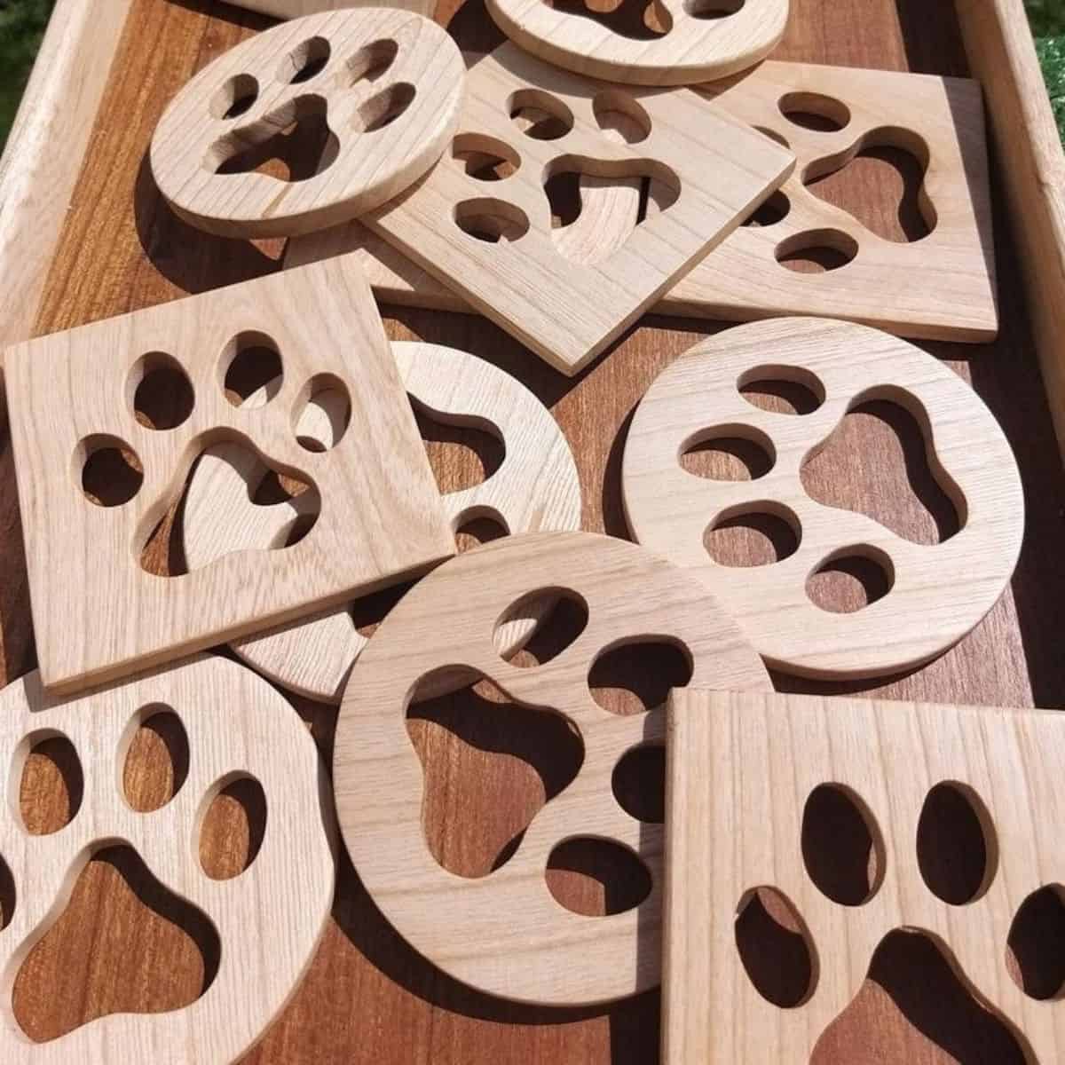 wooden paw print coaster 